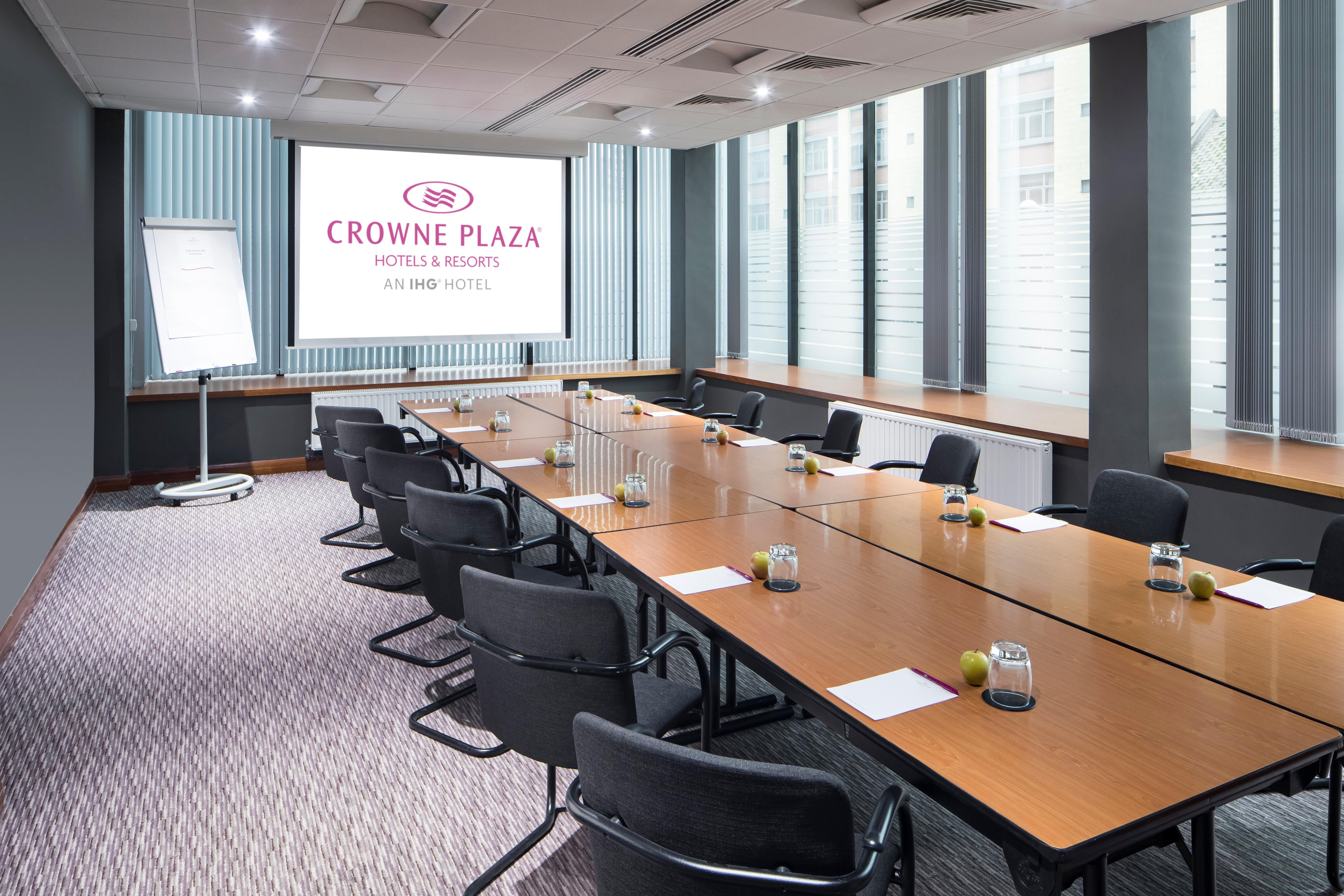 Crowne Plaza Nottingham By Ihg Hotel Exterior photo
